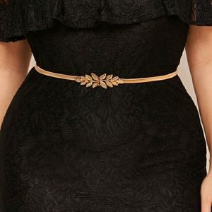 Plus Size Metal Leaf Decor Belt